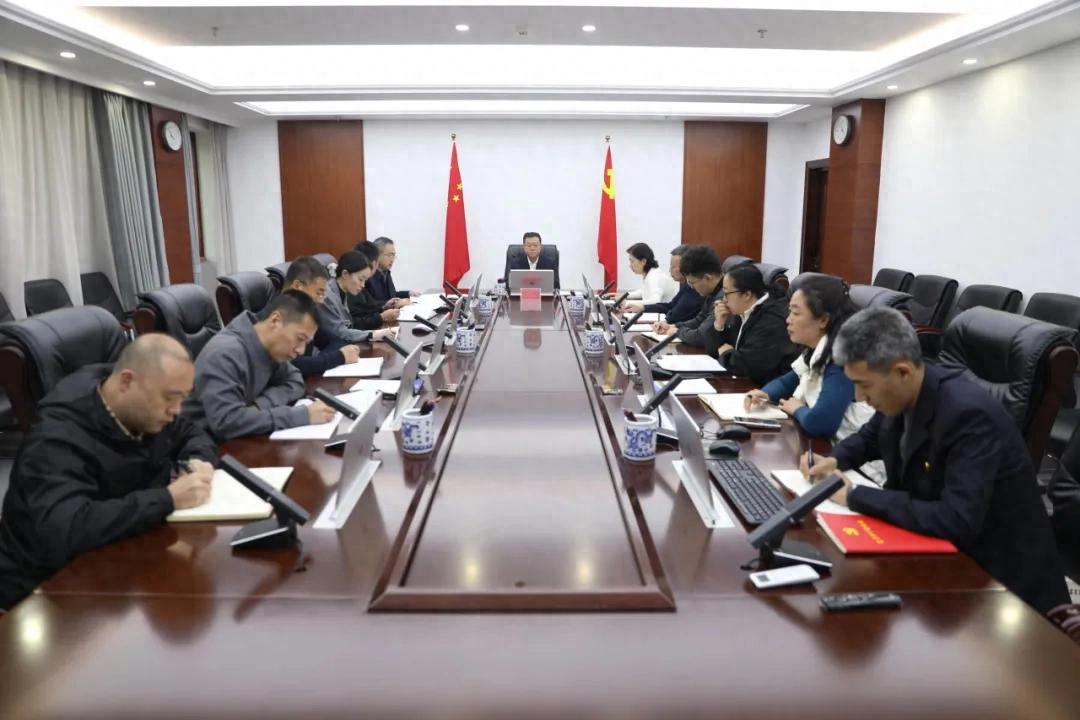 黑龙江省人民检察院农垦分院传达学习贯彻党的二十届四中全会精神