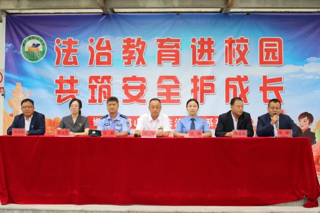 【“小豆娃”未检课堂】九三人民检察院：检察蓝守护青春路，普法雨滋润学子心