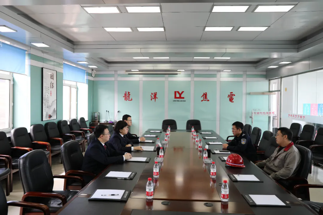 “送法暖民企 普法零距离”——茄子河区人民检察院开展送法进企业活动