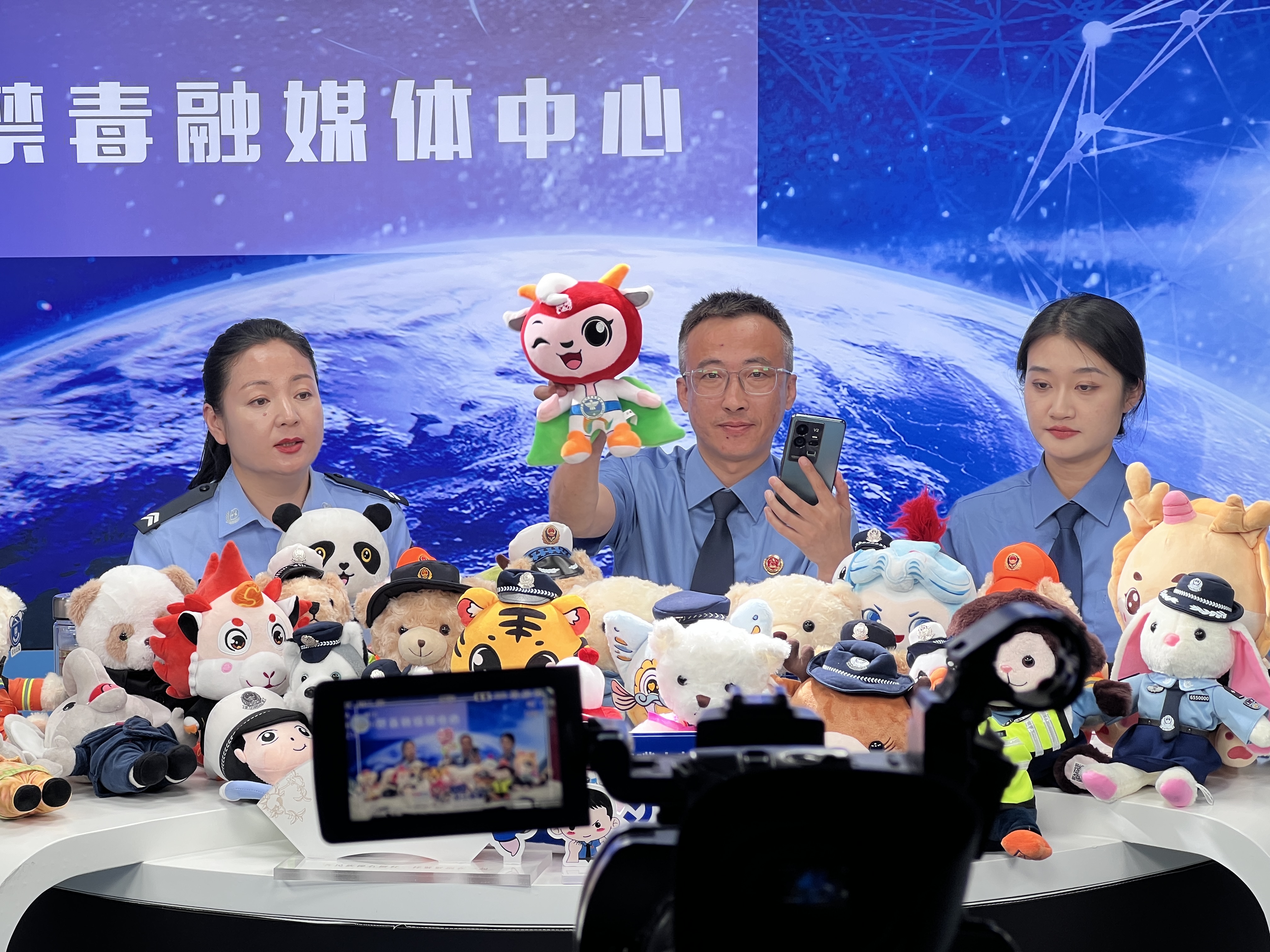 三地协作交流开展禁毒普法宣传