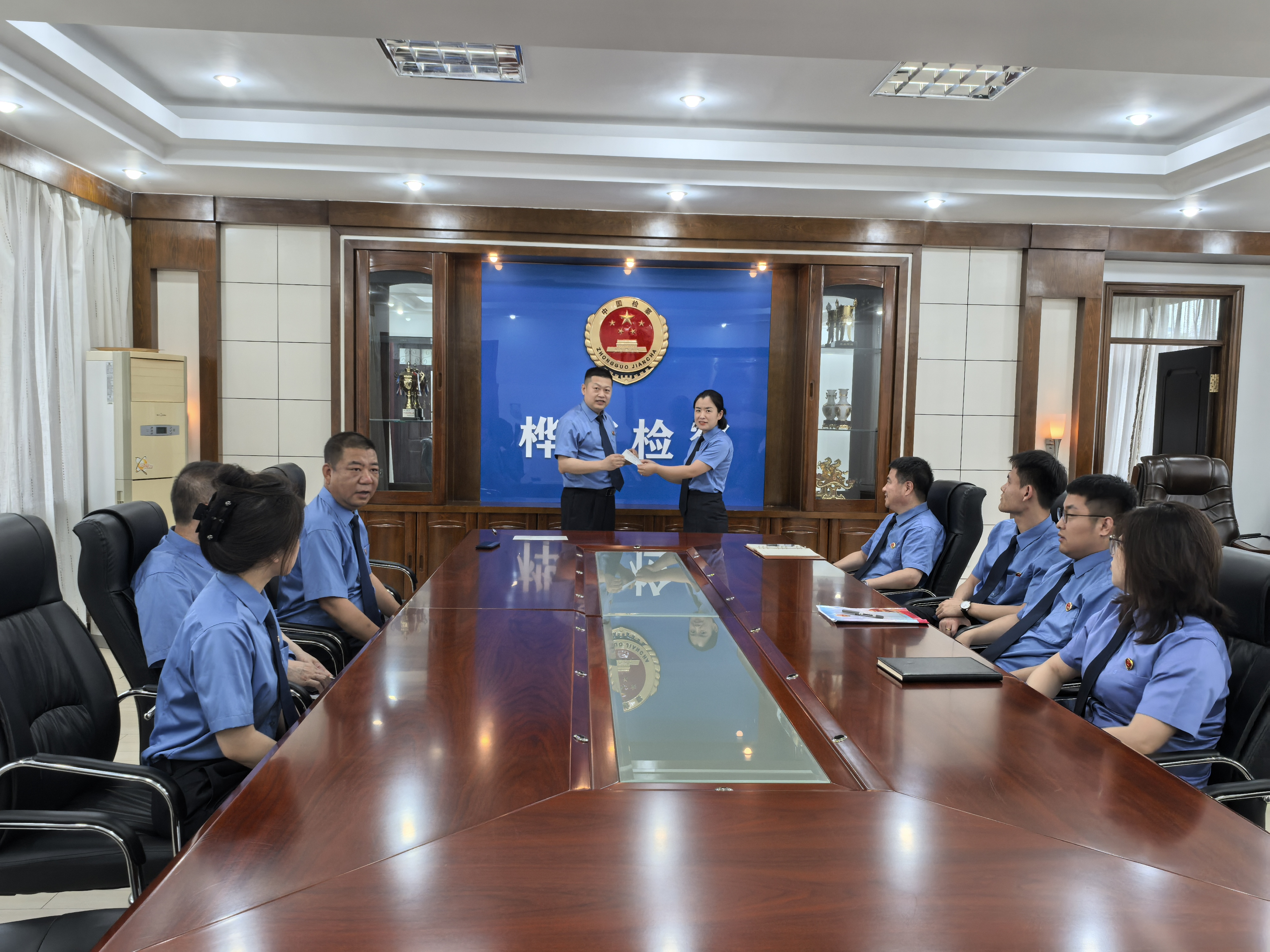铭记初心使命 砥砺检察担当——桦南县人民检察院党员干警共...