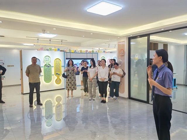 “守护成长，法治同行”——富拉尔基区人民检察院开学季法治宣讲活动